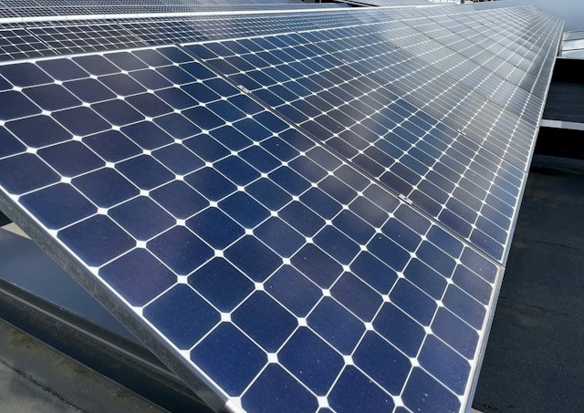 panneaux solaires, vue drone, façade, toiture, inspection, patrimoine, architecture, façade, analyse, Drone, service, paysage, urbain, industriel, structure